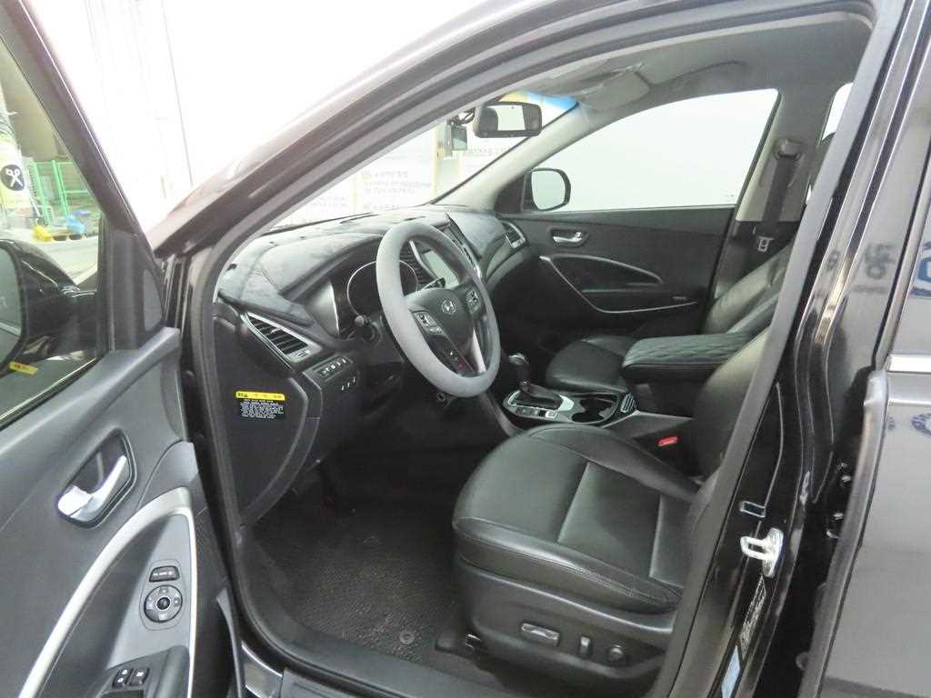 HYUNDAI Santa Fe - Vista 5