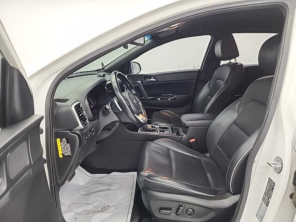 KIA Sportage - Vista 11