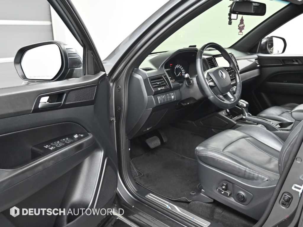 Ssangyong Rexton - Vista 11