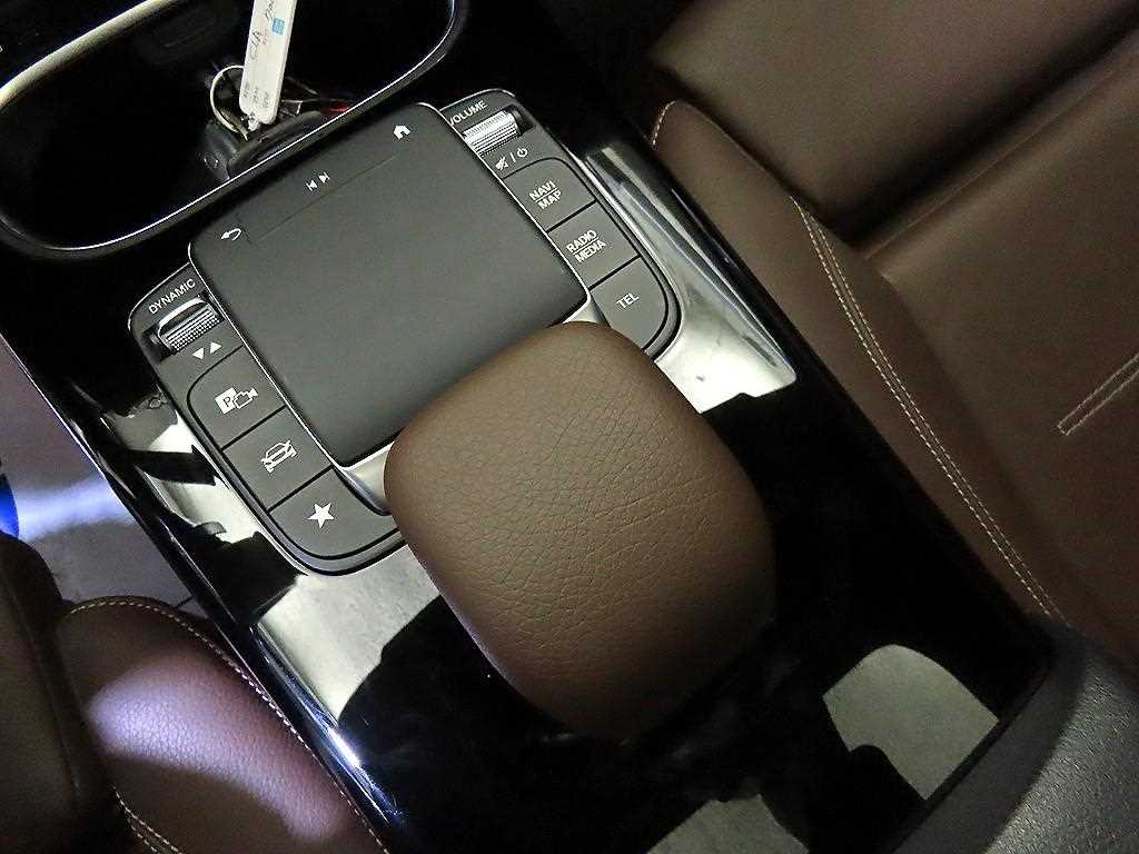 Mercedes Benz CLA Class 2020 Blanco - Importación desde Corea - HF Imports Iquique - Foto 13