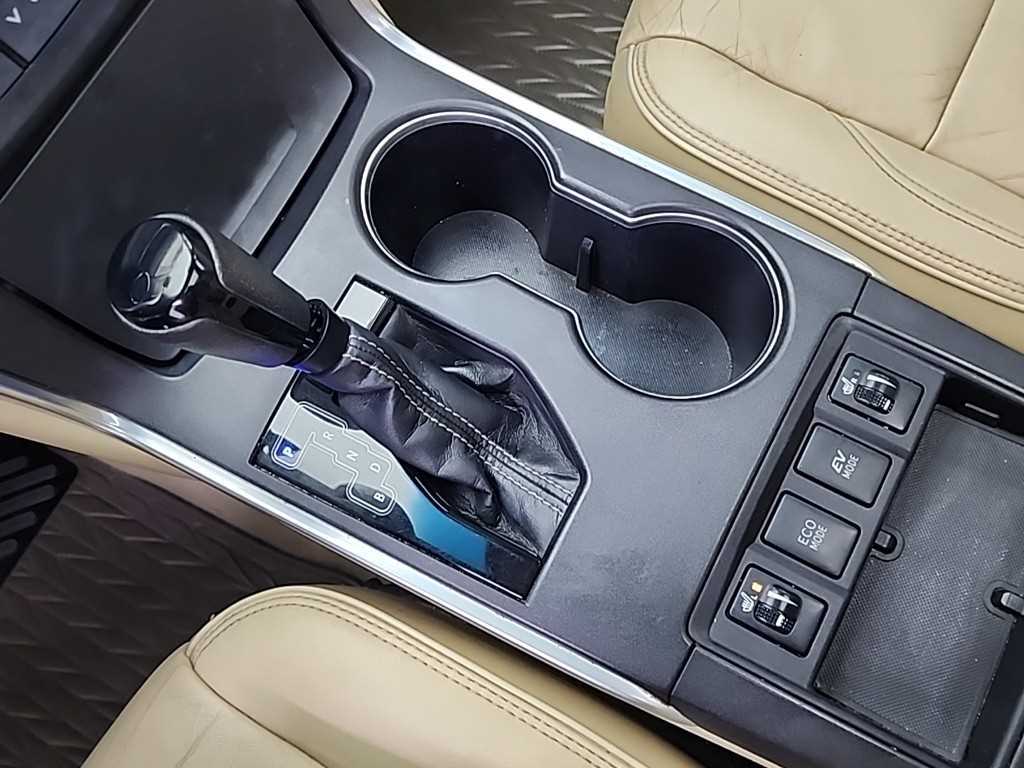 Toyota Camry - Vista 8