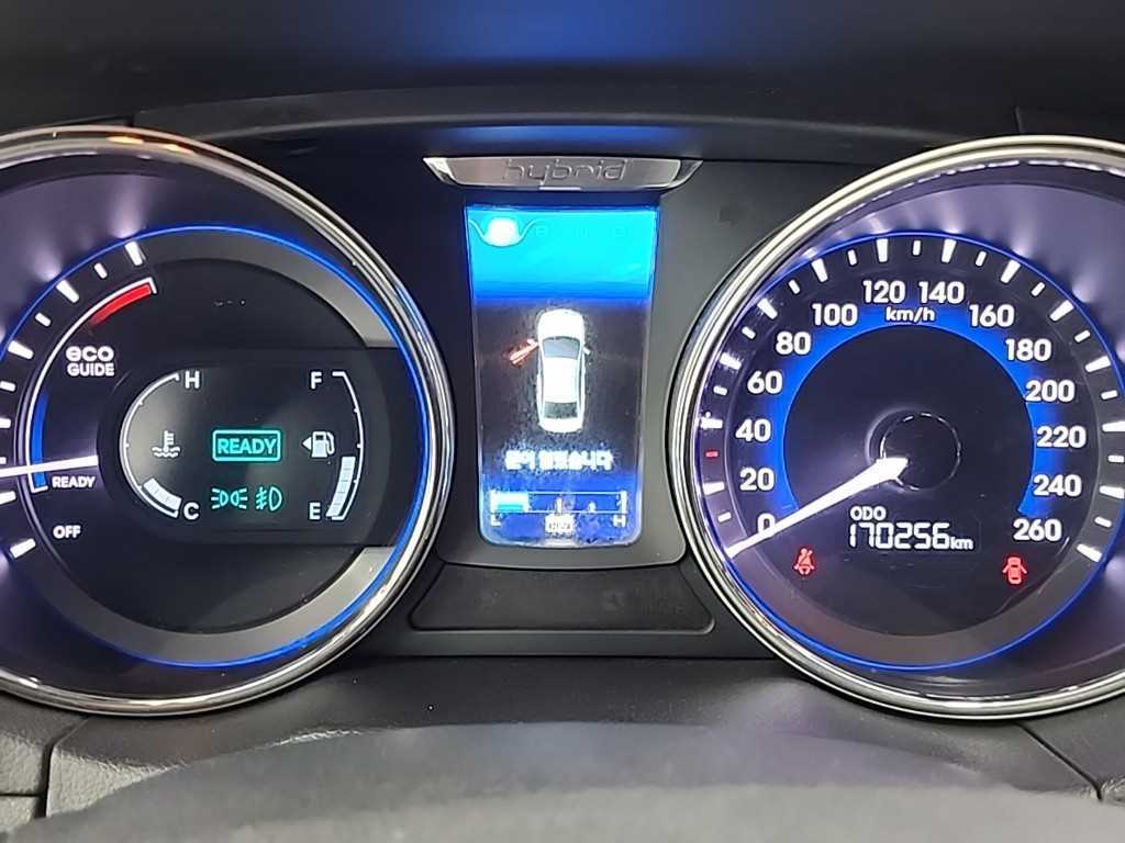 HYUNDAI Sonata - Vista 5