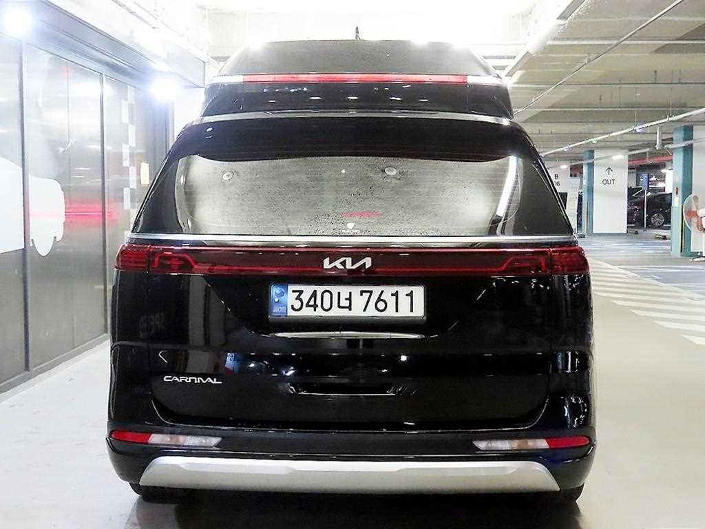KIA Carnival - Vista 5