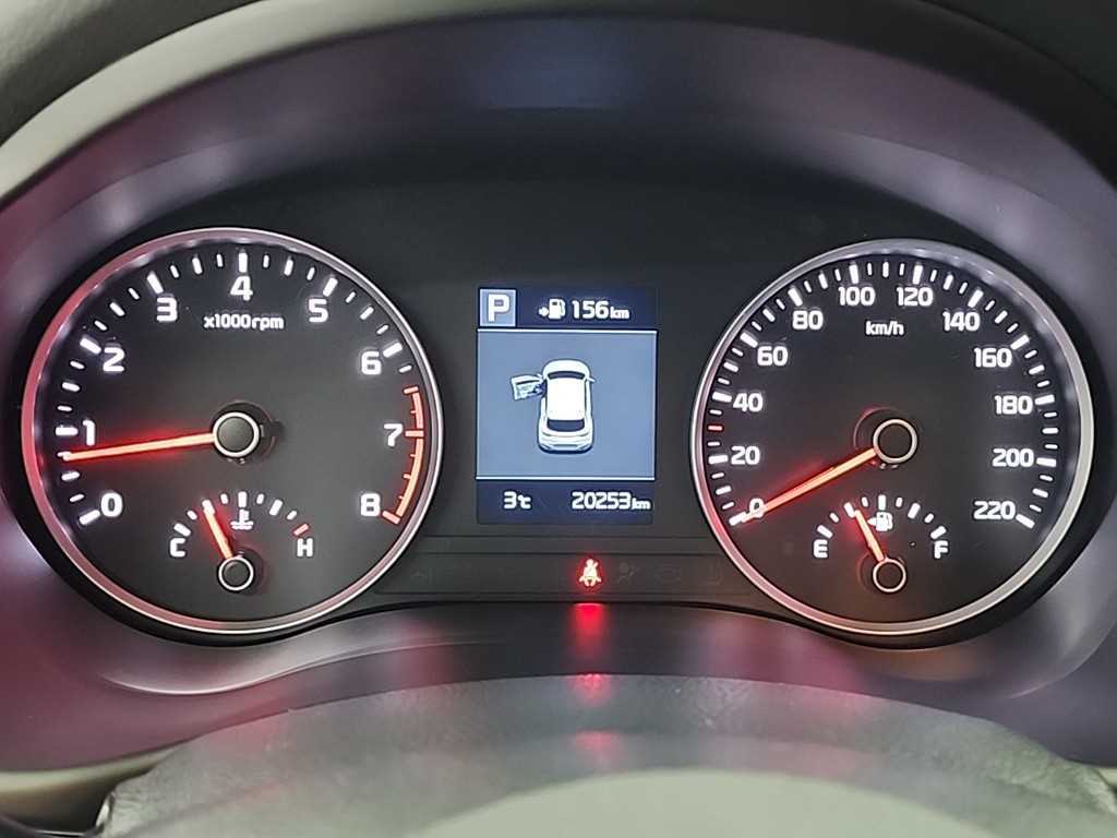 KIA Stonic - Vista 6