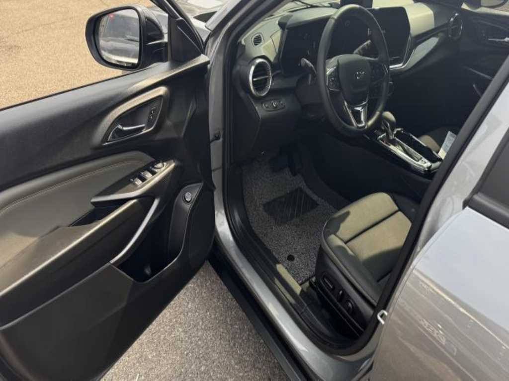 Chevrolet Trax - Vista 8