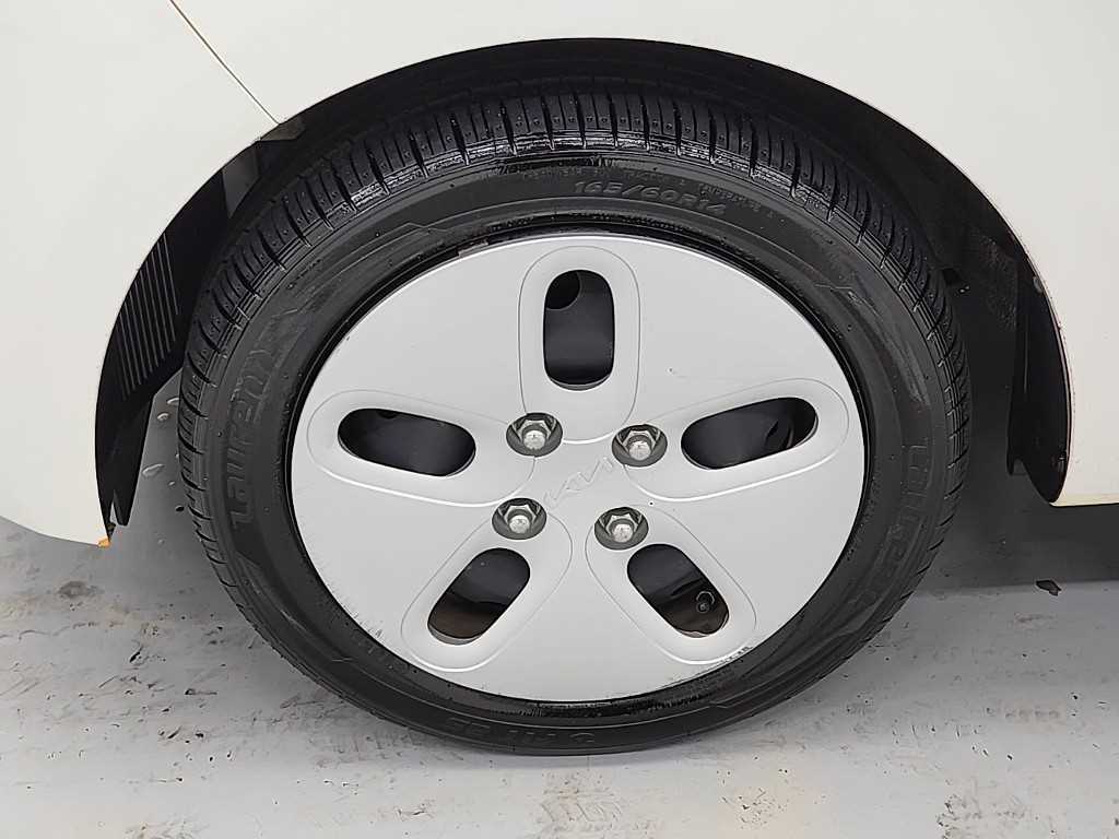 KIA Ray 2022 Blanco - Importación desde Corea - HF Imports Iquique - Foto 17