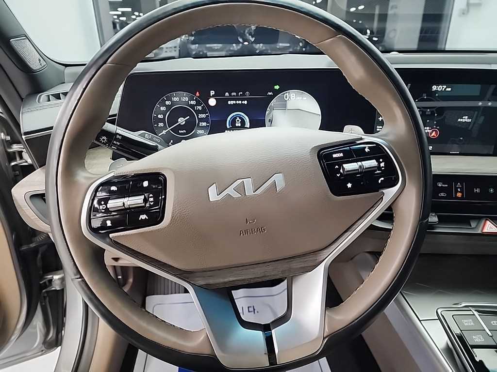 KIA K8 - Vista 9