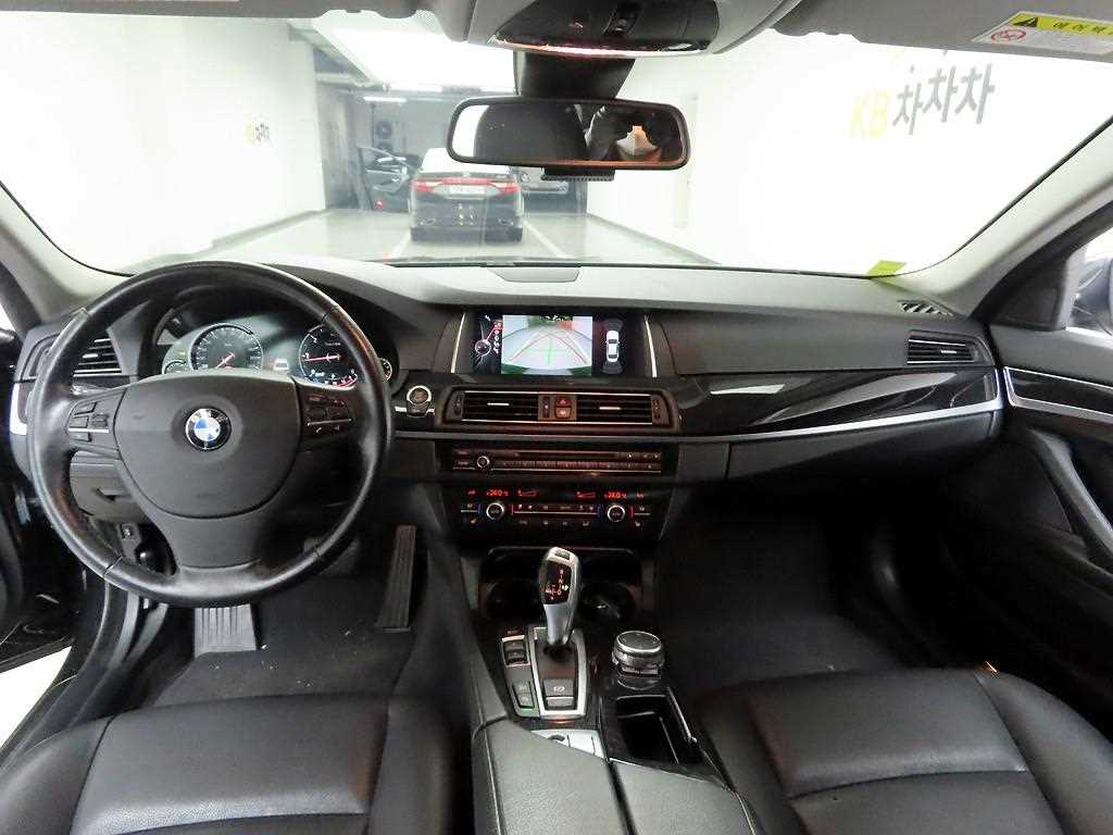 BMW 5 Series - Vista 6