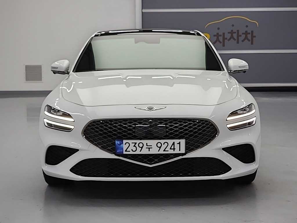 Genesis G70 - Vista 2