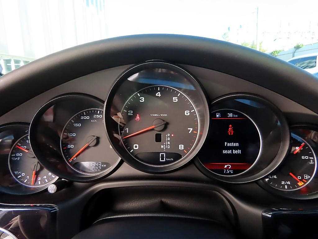 Porsche Panamera - Vista 9