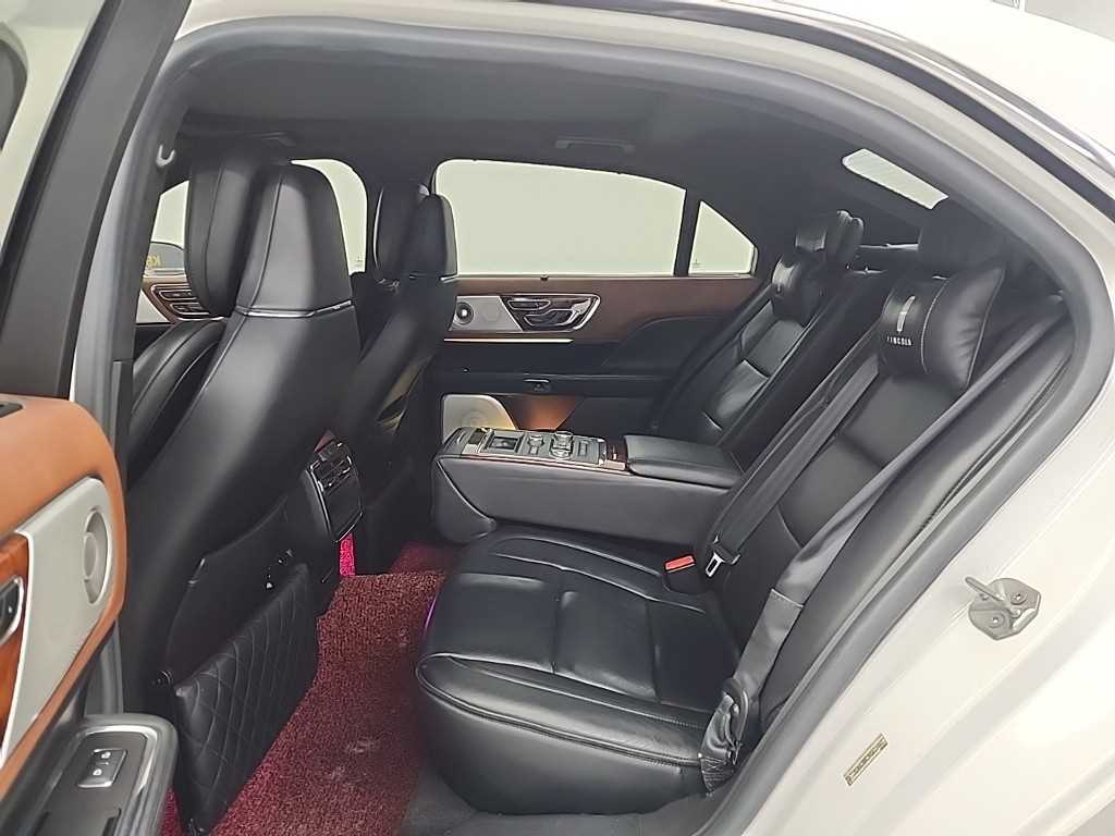 Lincoln Continental - Vista 12