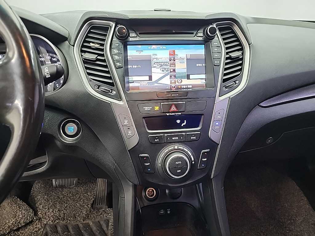 HYUNDAI Santa Fe - Vista 10