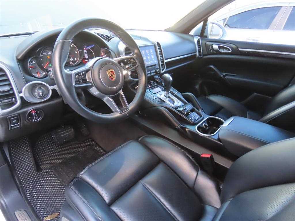 Porsche Cayenne 2017 Blanco - Importación desde Corea - HF Imports Iquique - Foto 16