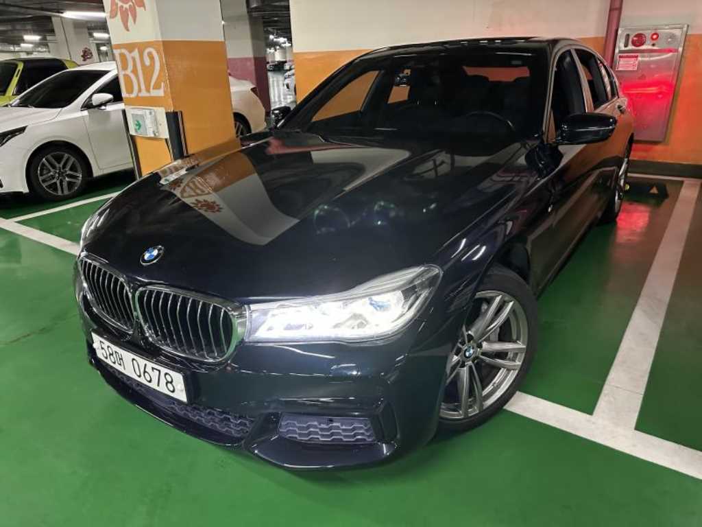 BMW 7 Series - Vista 2