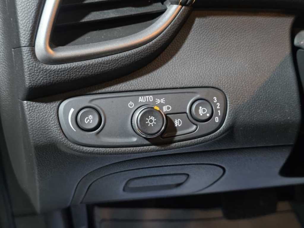 Chevrolet Trax 2020 Blanco - Importación desde Corea - HF Imports Iquique - Foto 14