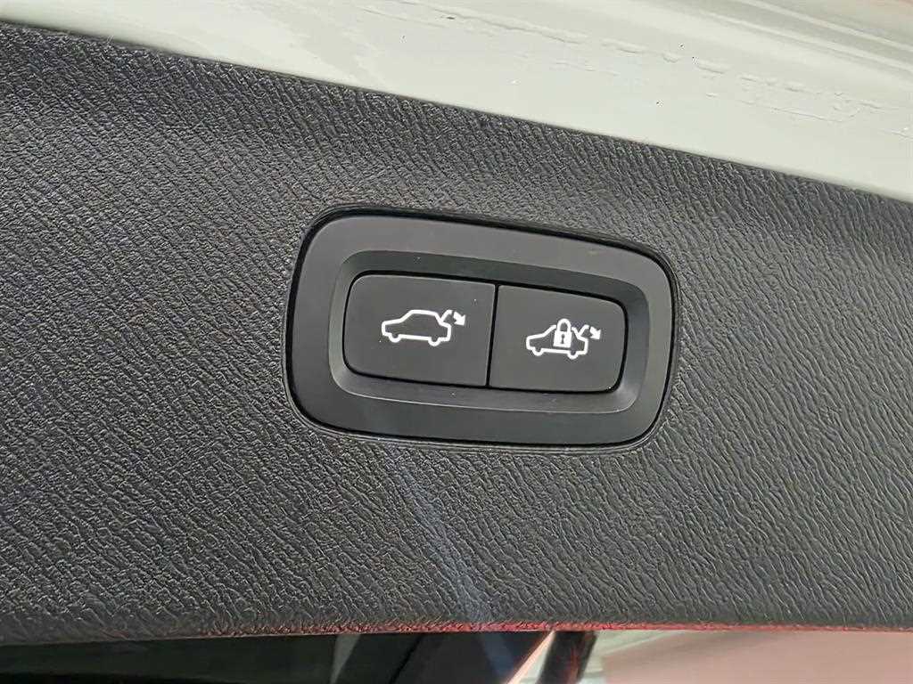 Volvo XC90 - Vista 7