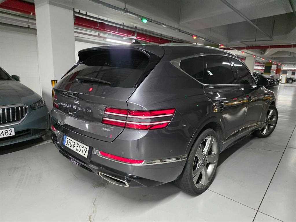 Genesis GV80 - Vista 6