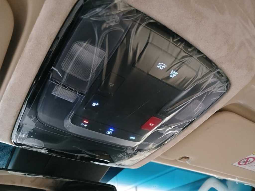 HYUNDAI Staria 2022 Plateado - Importación desde Corea - HF Imports Iquique - Foto 14