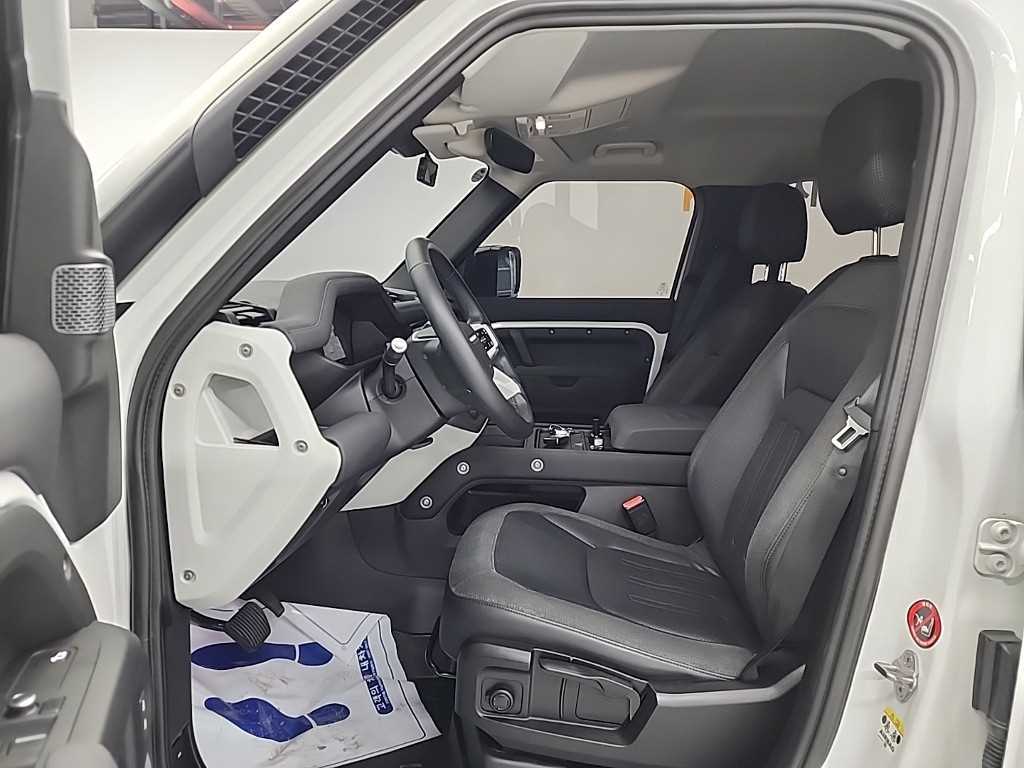 Land Rover Defender - Vista 11