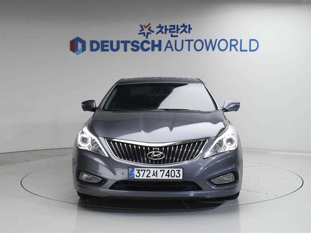 HYUNDAI Grandeur - Vista 3