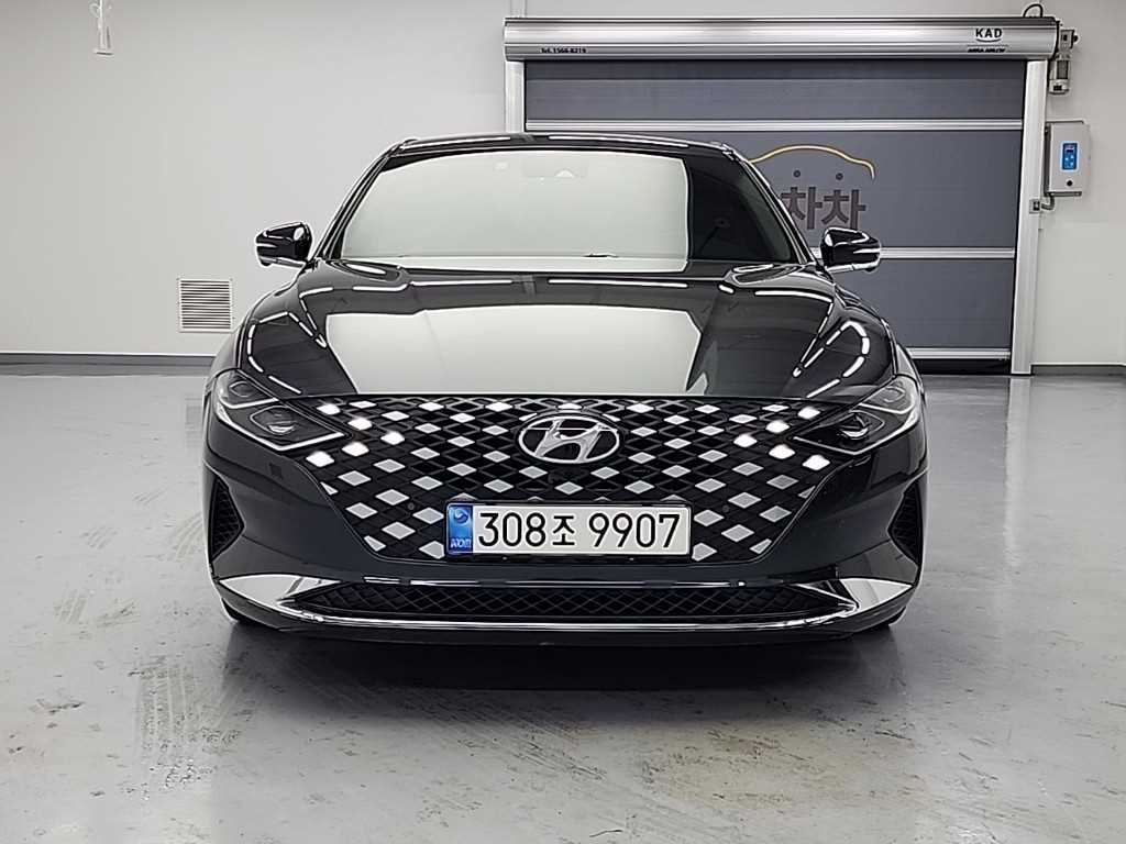 HYUNDAI Grandeur - Vista 2