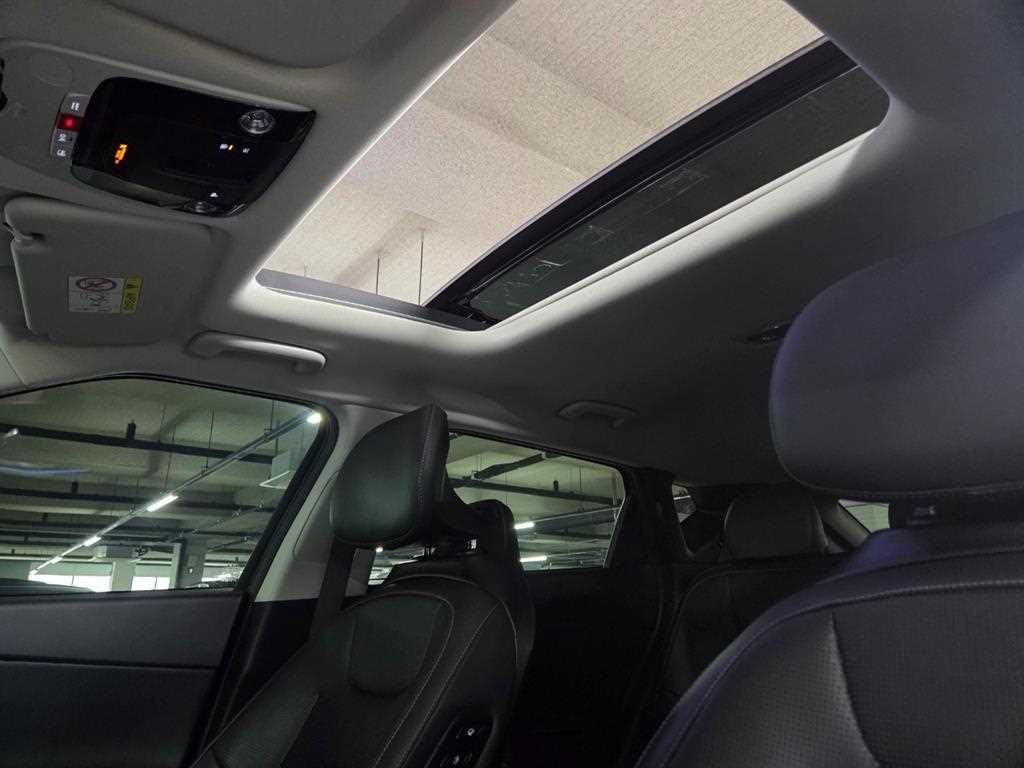 KIA EV6 2025 Negro - Importación desde Corea - HF Imports Iquique - Foto 14