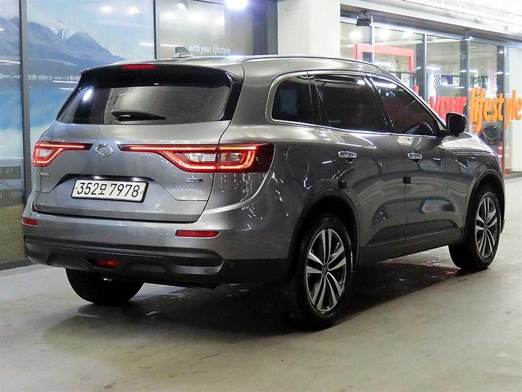 SAMSUNG QM6 - Vista 4