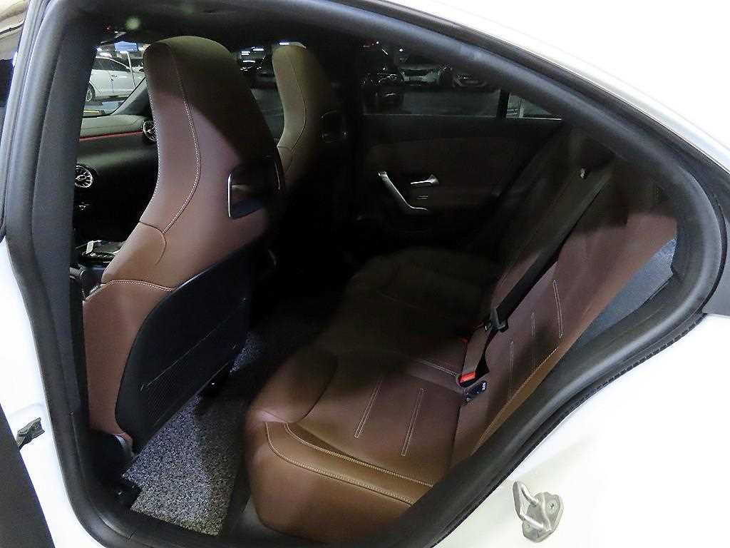 Mercedes Benz CLA Class - Vista 7