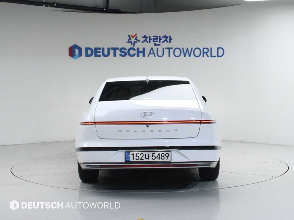 HYUNDAI Grandeur - Vista 4