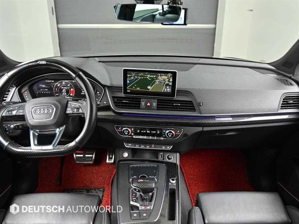 Audi SQ5 - Vista 7