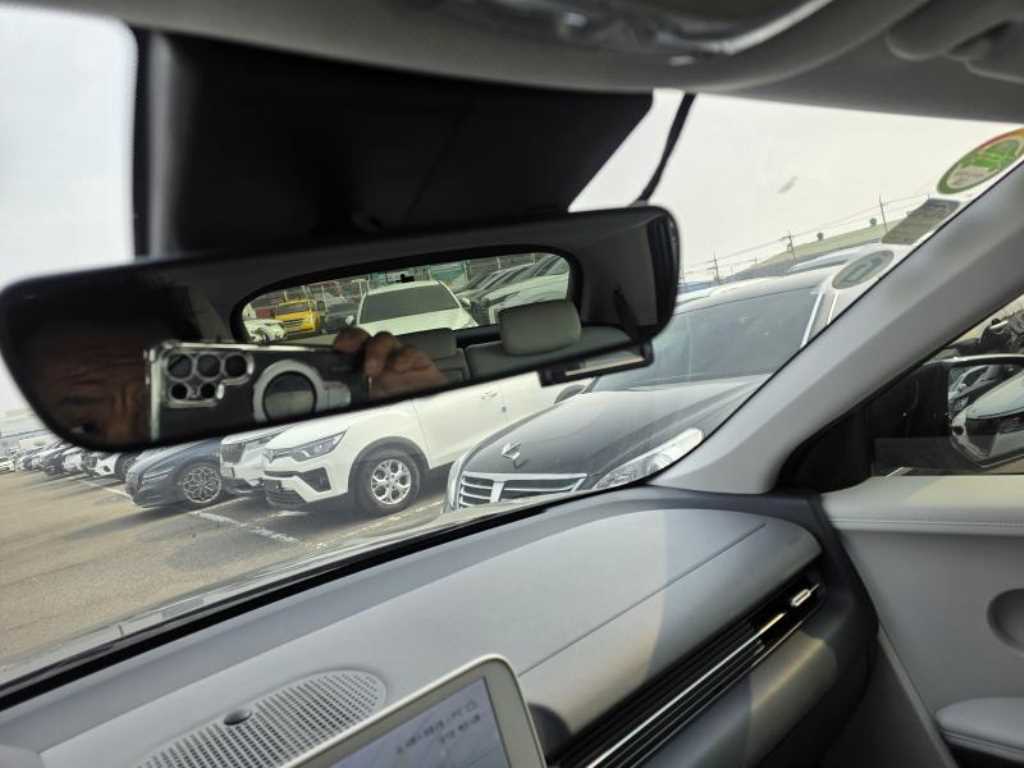 HYUNDAI Ioniq 5 - Vista 12