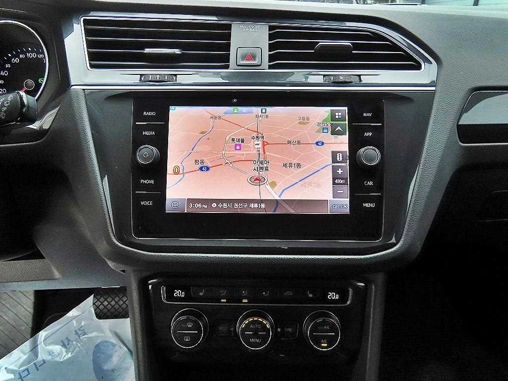 Volkswagen Tiguan - Vista 12