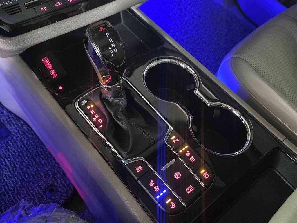 KIA Carnival 2019 Negro - Importación desde Corea - HF Imports Iquique - Foto 16