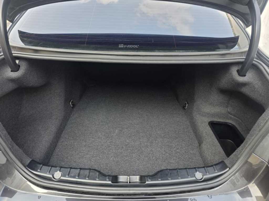 BMW 5 Series - Vista 4