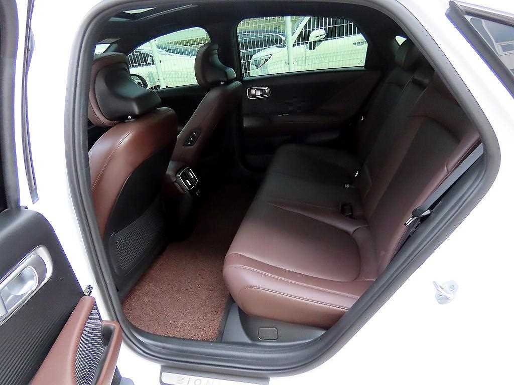 HYUNDAI Ioniq 6 - Vista 6