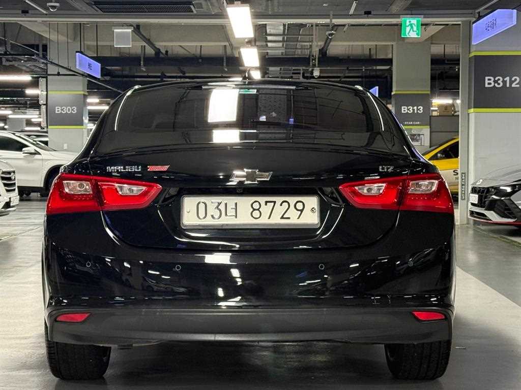 Chevrolet Malibu - Vista 6