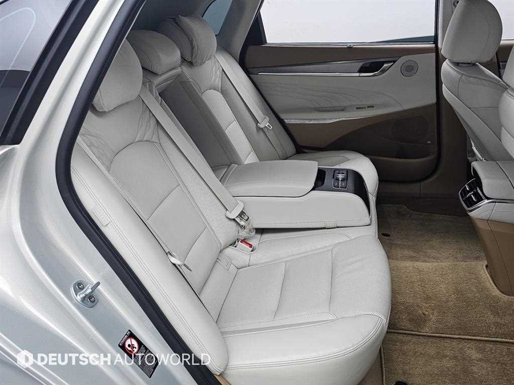 HYUNDAI Grandeur - Vista 11