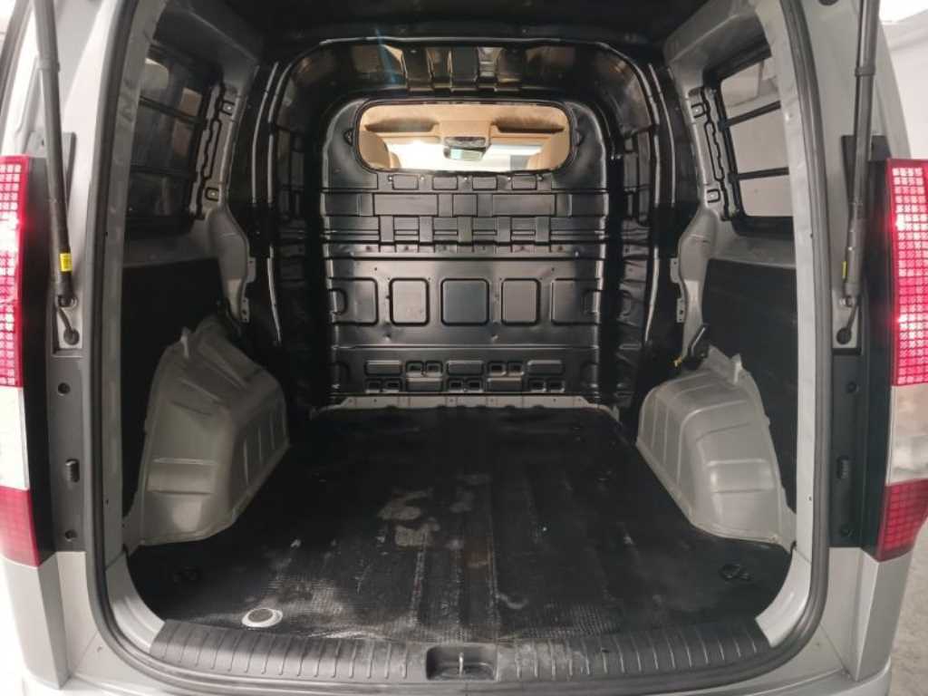 HYUNDAI Staria 2022 Plateado - Importación desde Corea - HF Imports Iquique - Foto 18