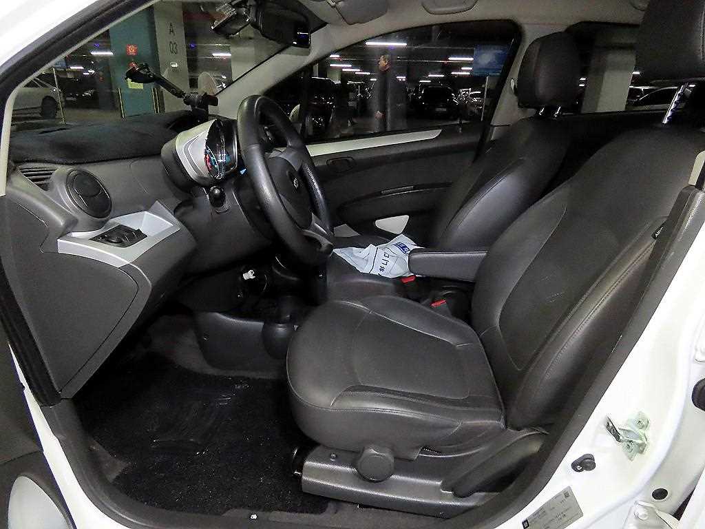 Chevrolet Spark - Vista 6