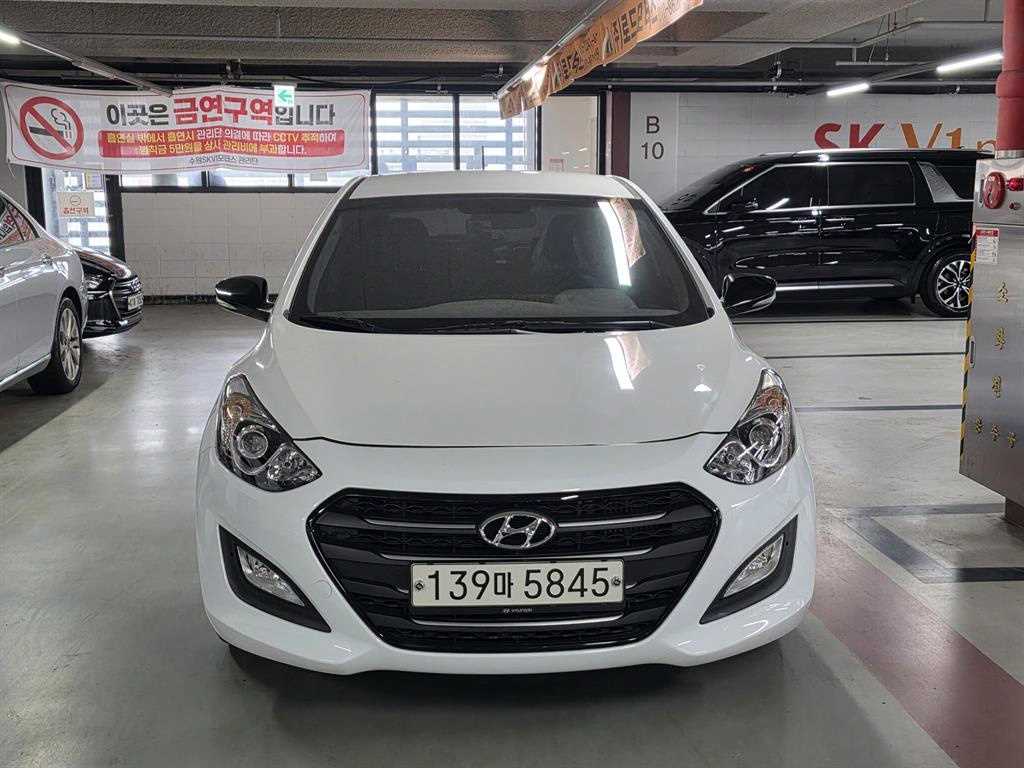 HYUNDAI i30 - Vista 2