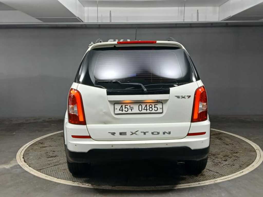 Ssangyong Rexton - Vista 5