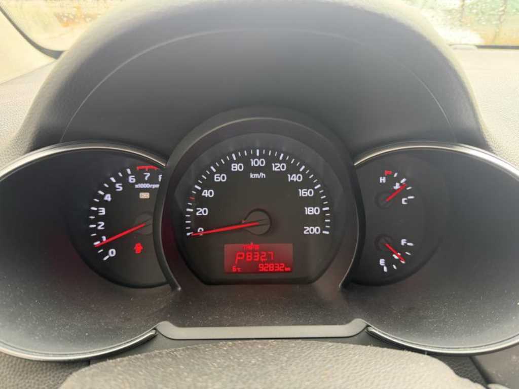 KIA Morning - Vista 8