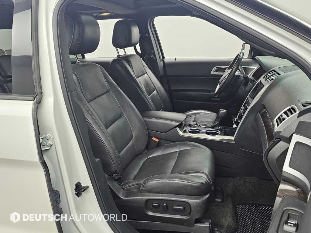 Ford Explorer - Vista 10