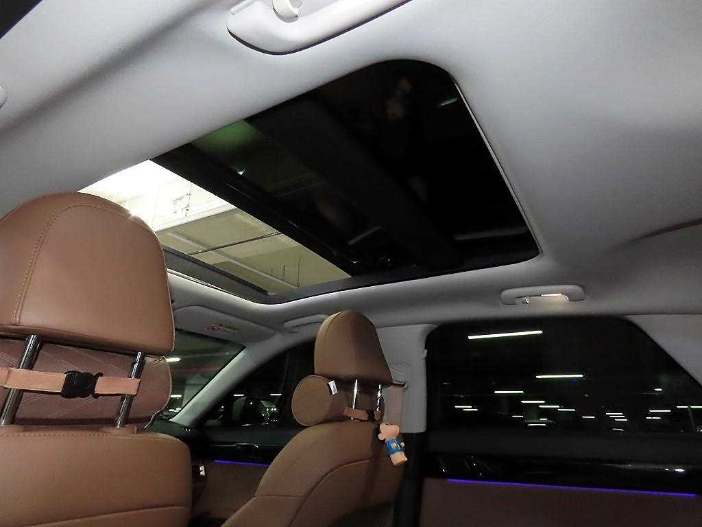 HYUNDAI Grandeur 2025 Blanco - Importación desde Corea - HF Imports Iquique - Foto 16