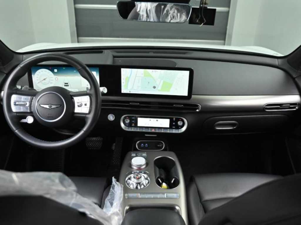 Genesis GV60 - Vista 7