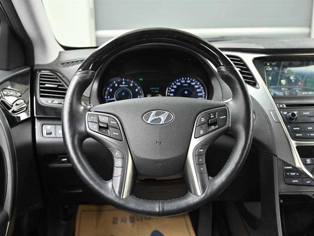 HYUNDAI Grandeur 2014 Gris - Importación desde Corea - HF Imports Iquique - Foto 13