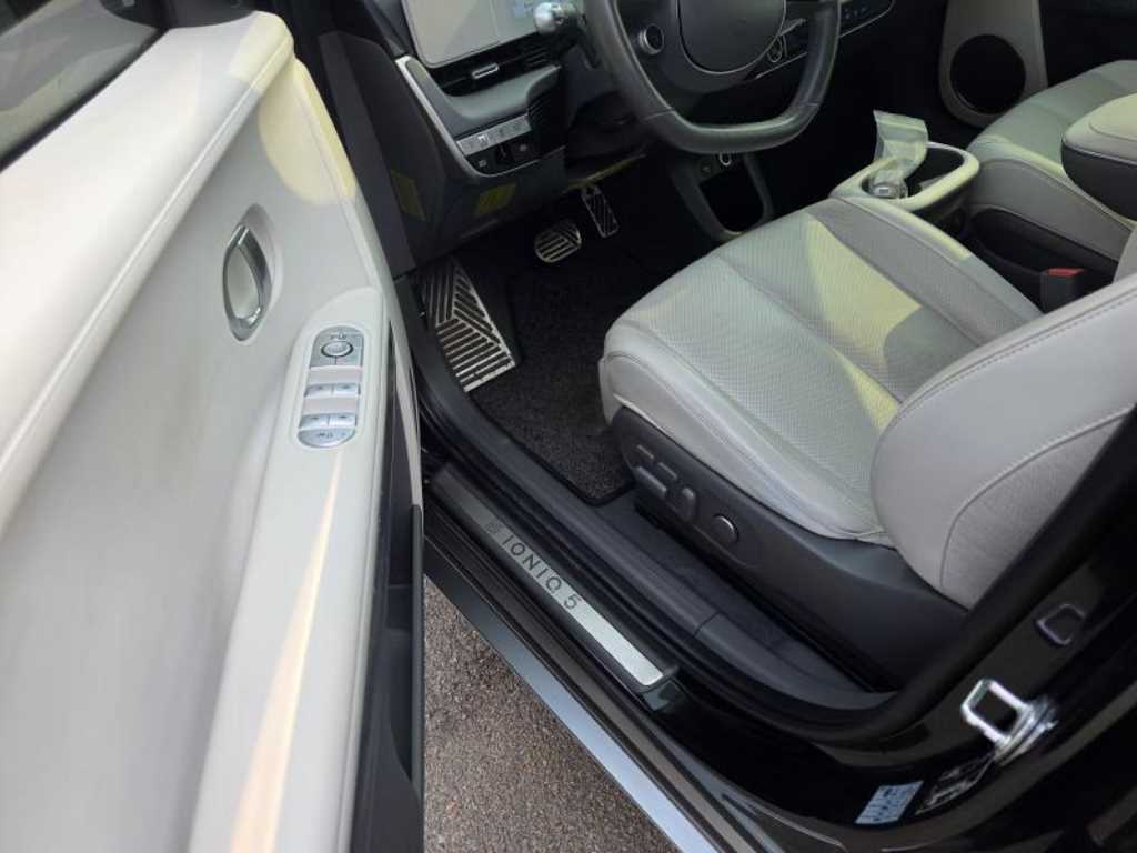 HYUNDAI Ioniq 5 2022 Negro - Importación desde Corea - HF Imports Iquique - Foto 13