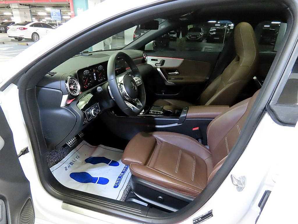 Mercedes Benz CLA Class - Vista 6