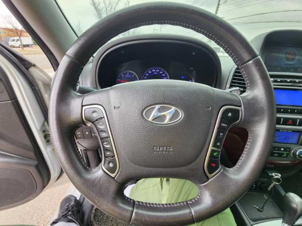 HYUNDAI Santa Fe - Vista 9