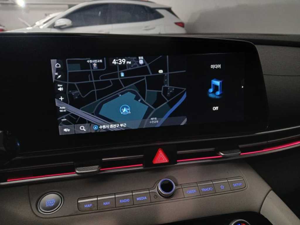 HYUNDAI Avante - Vista 11